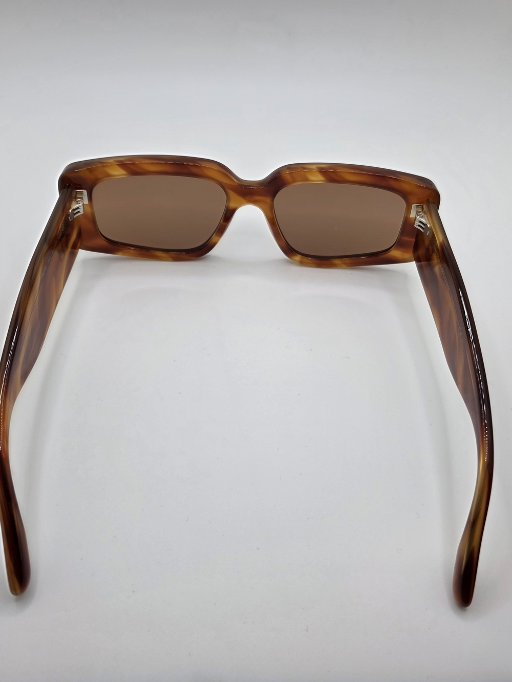 Victoria Beckham Tortoiseshell Brown Rectangular Sunglasses - Picture 5 of 9
